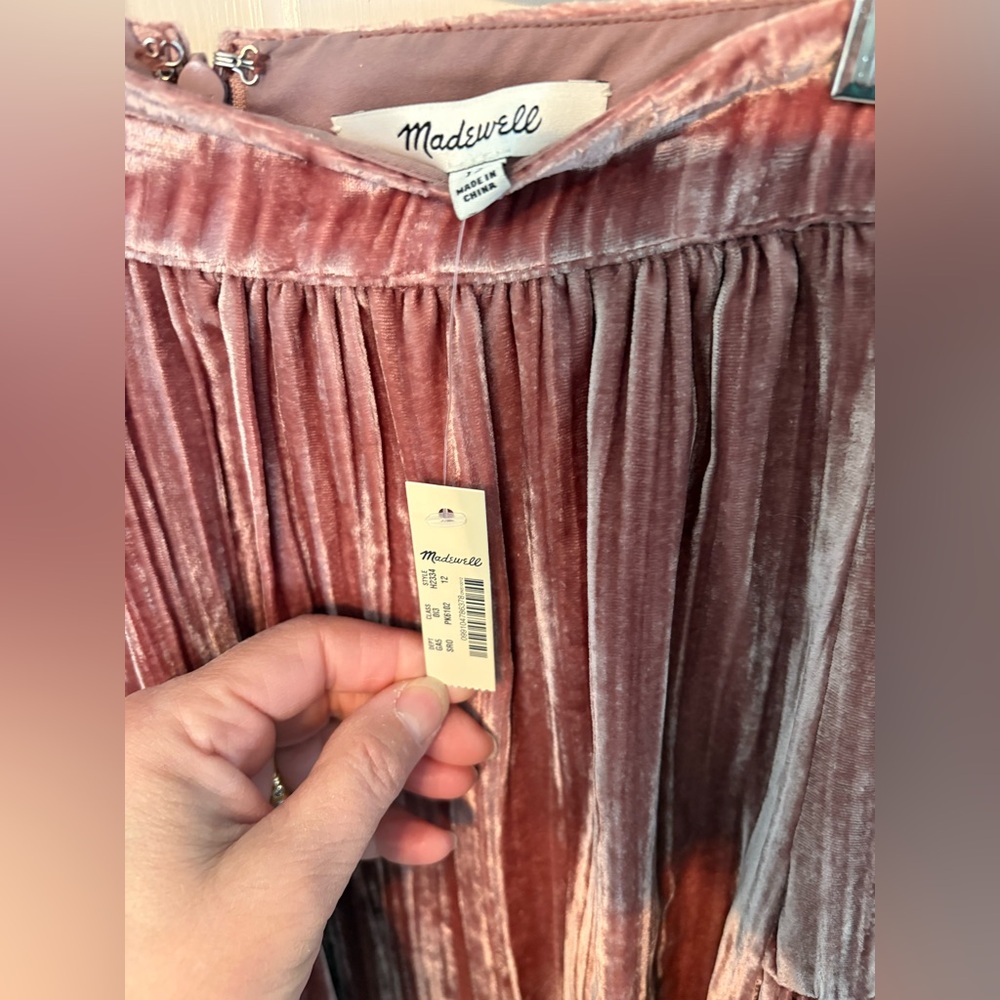 Madewell short velvet skirt with tags